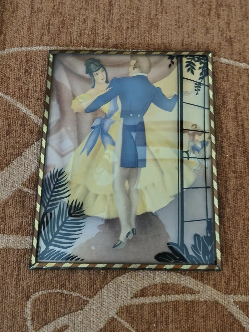 Vtg Pair of Vintage Reverse Painted Bubble Convex Glass Courting Dancing Couple